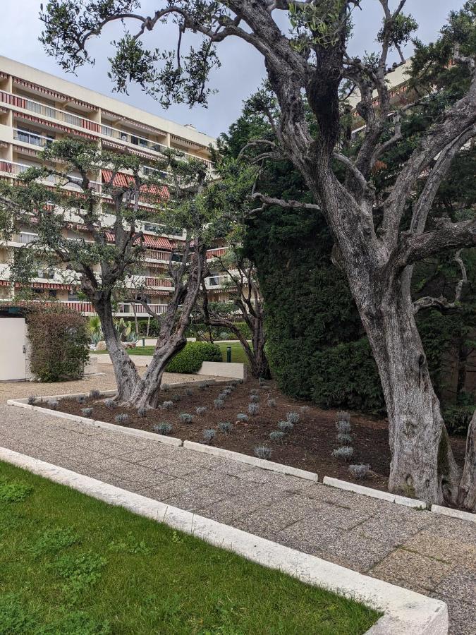 Eden Golfe Plages A Pieds Parking Prive Vallauris Exterior foto